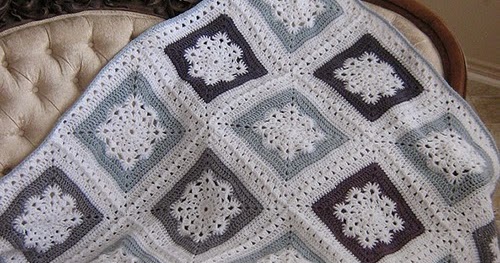 Woolly's Snowflake Square - Free Crochet Patterns.