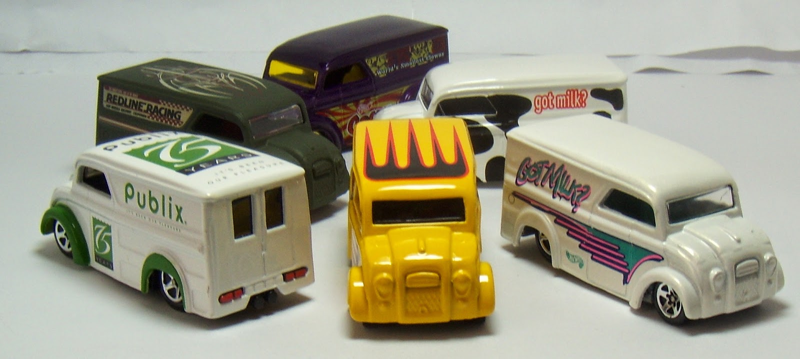 Hot Wheels Dairy Delivery 1:87/HO | Property Room