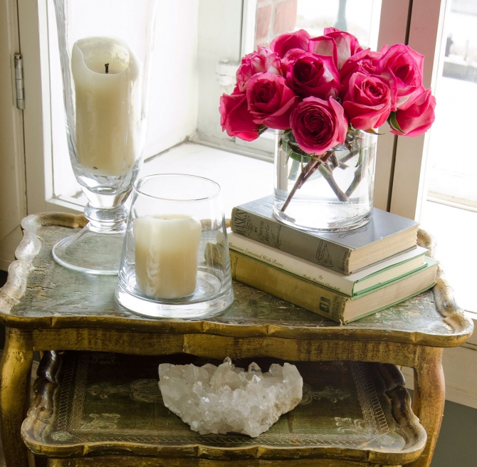 Erin Fetherston's dazzling French decorated New York apartment on Hello Lovely Studio