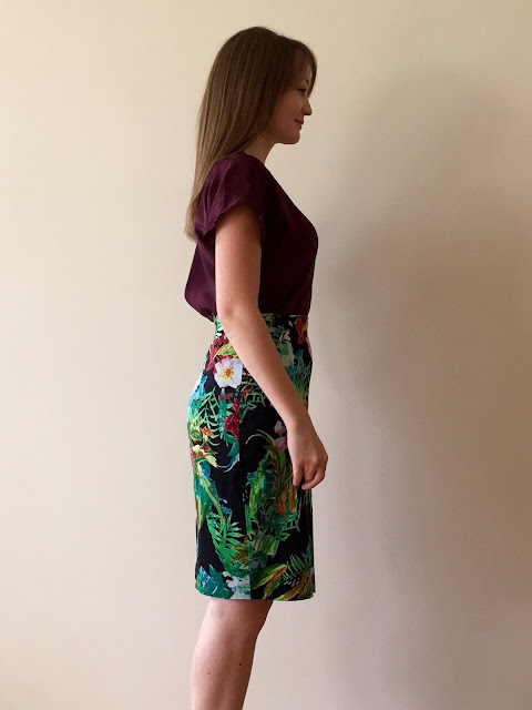 Diary of a Chain Stitcher: Silk True Bias Sutton Blouse and Tropical Sew Over It Ultimate Pencil Skirt