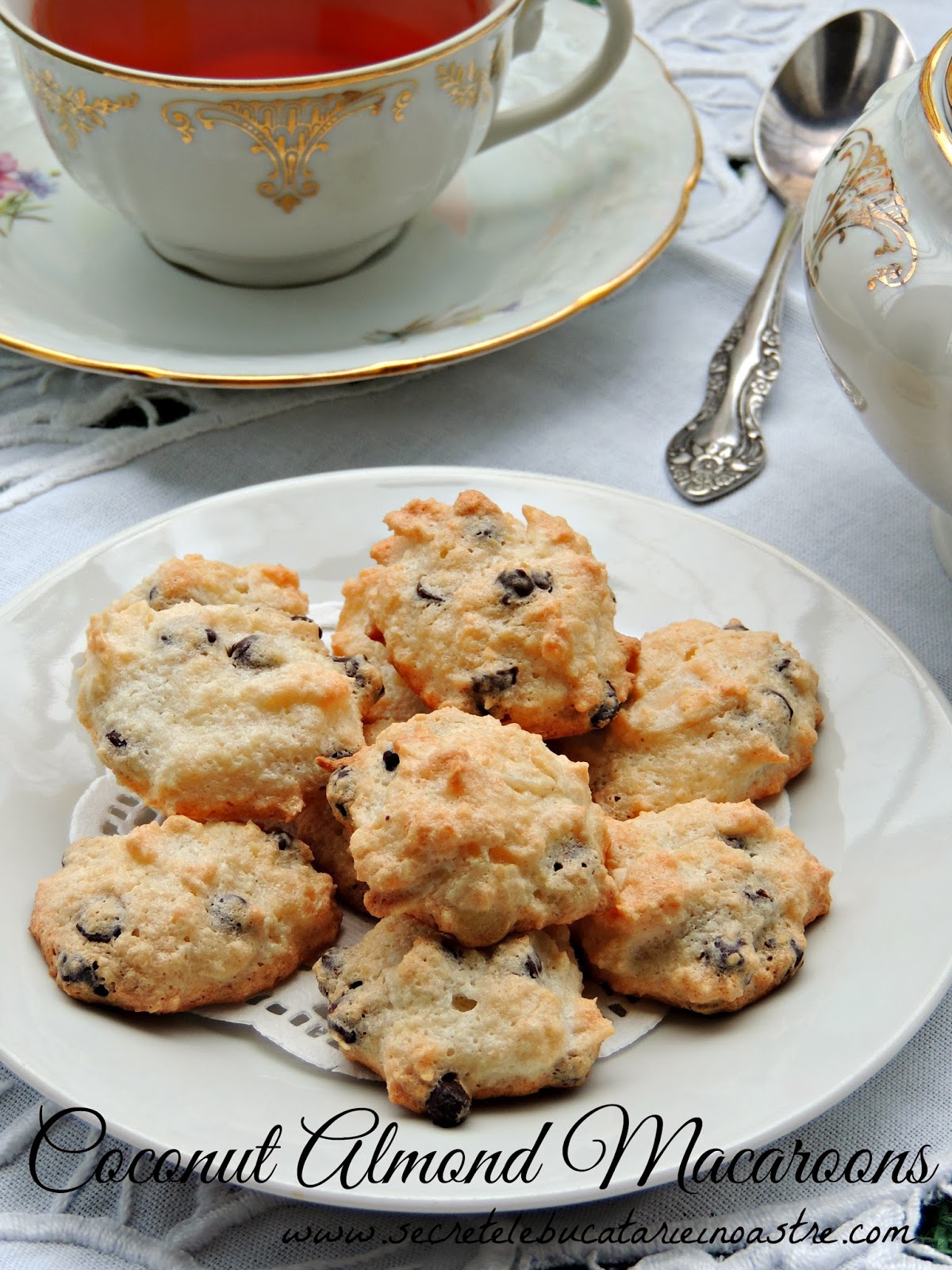 COCONUT ALMOND MACAROONS