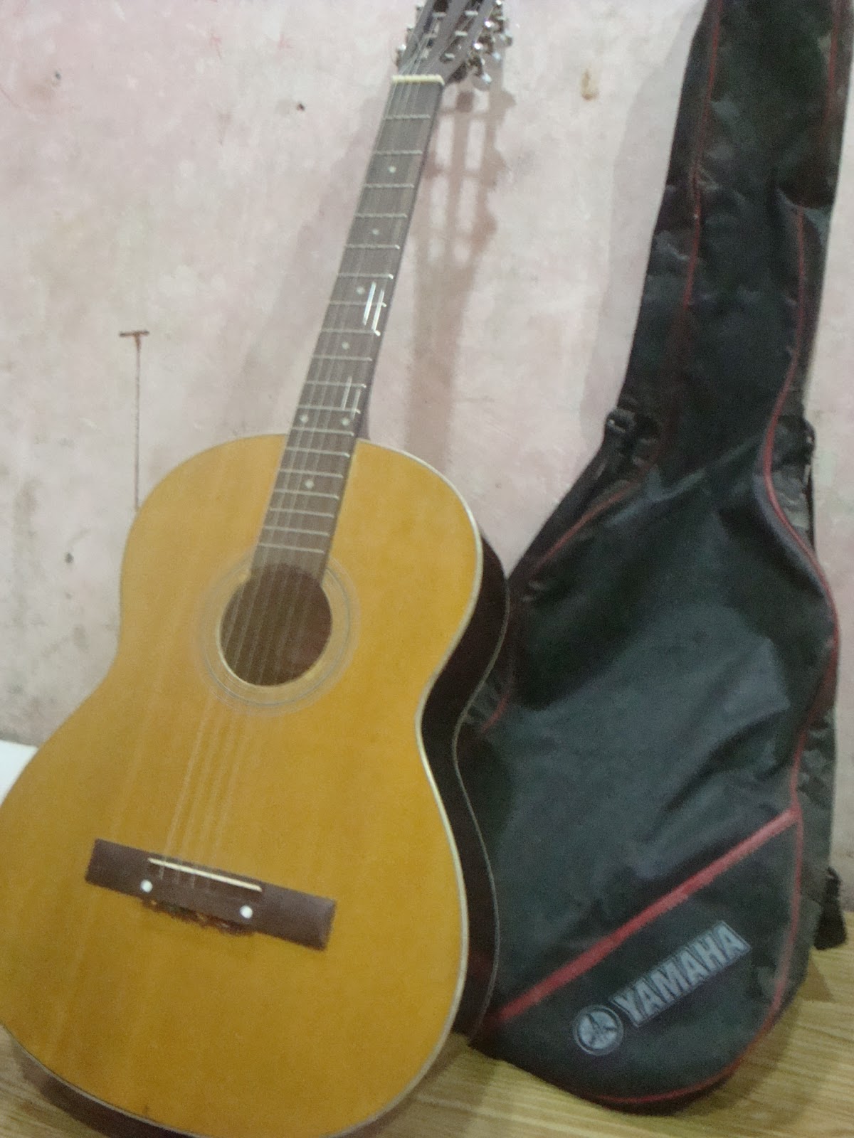 tokoonline2 gitar  yamaha akustik  F 600