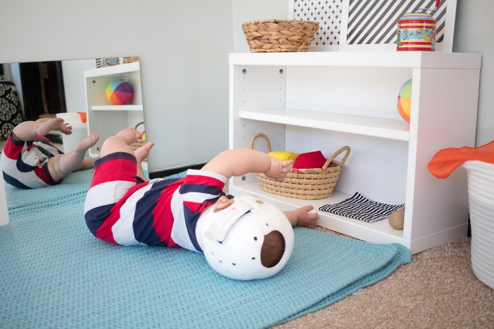 Using a Shelf Montessori Baby Week 26