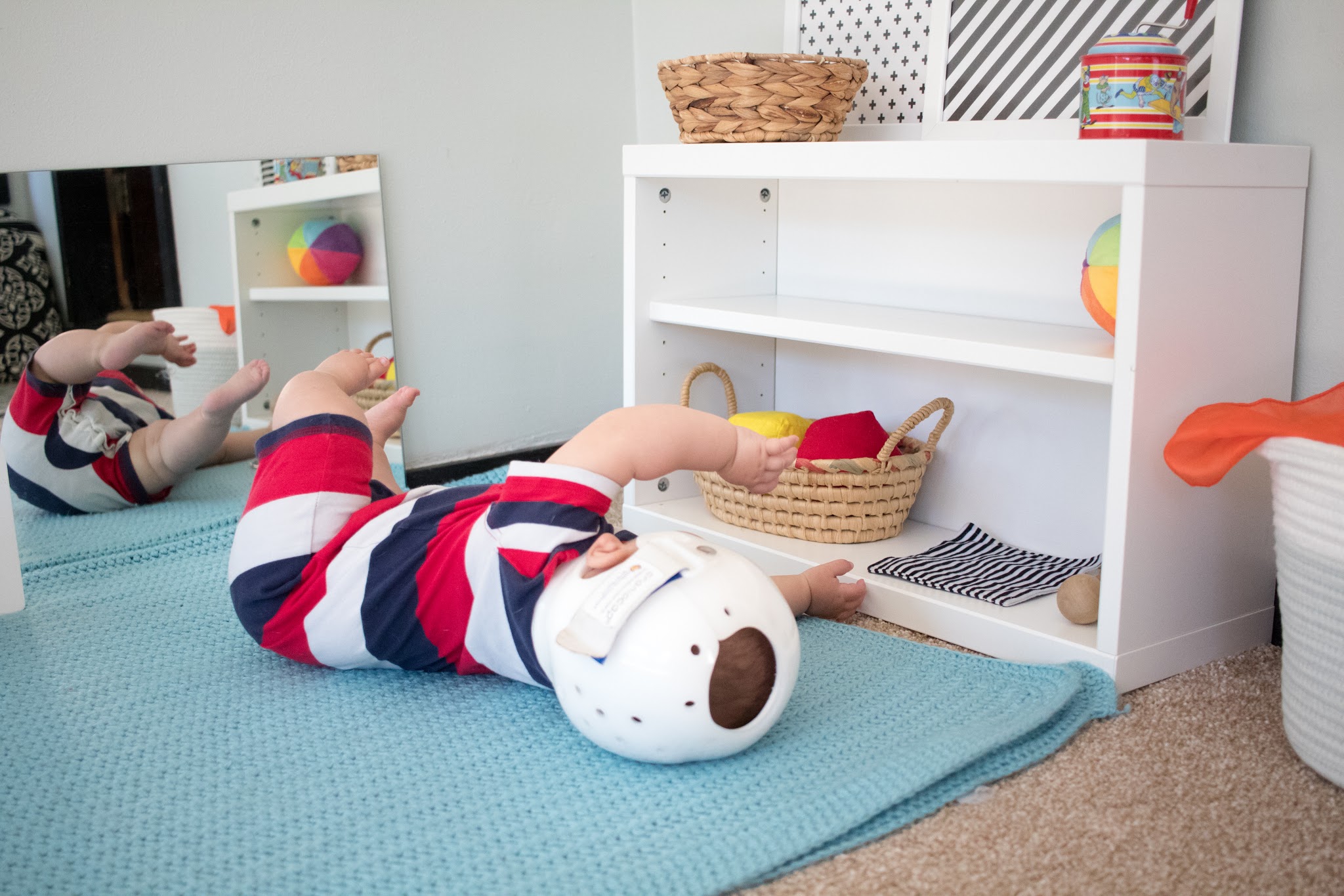 Using a Shelf Montessori Baby Week 26