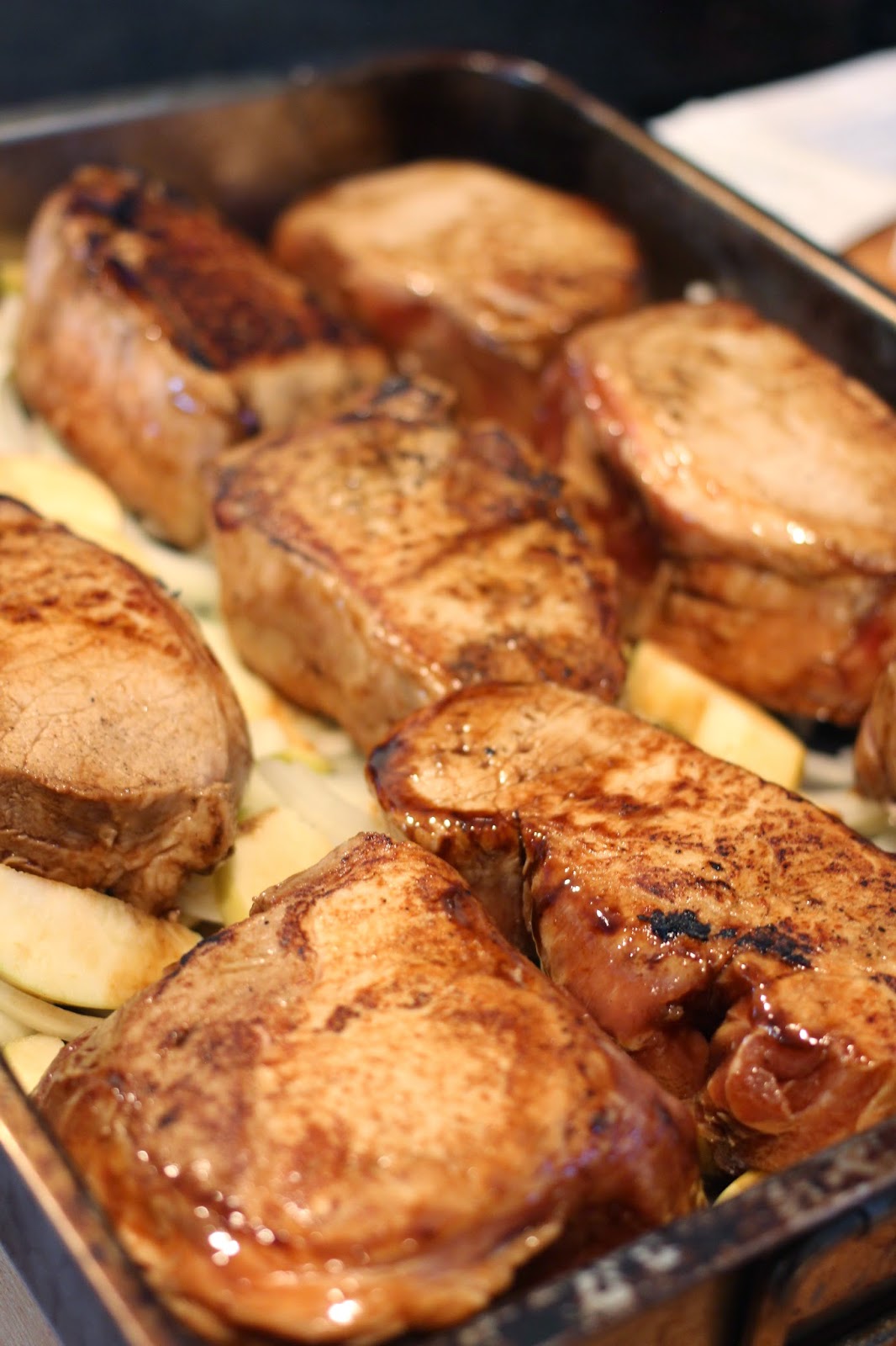 pork sauce soy with made chops Pork and Onion Loves Chops. Apple Mama Roast Food!: pork sauce soy with made chops Pork and Onion Loves Chops. Apple Mama Roast Food!: