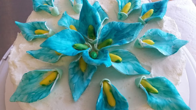 Calla Lilies made of Gum Paste 