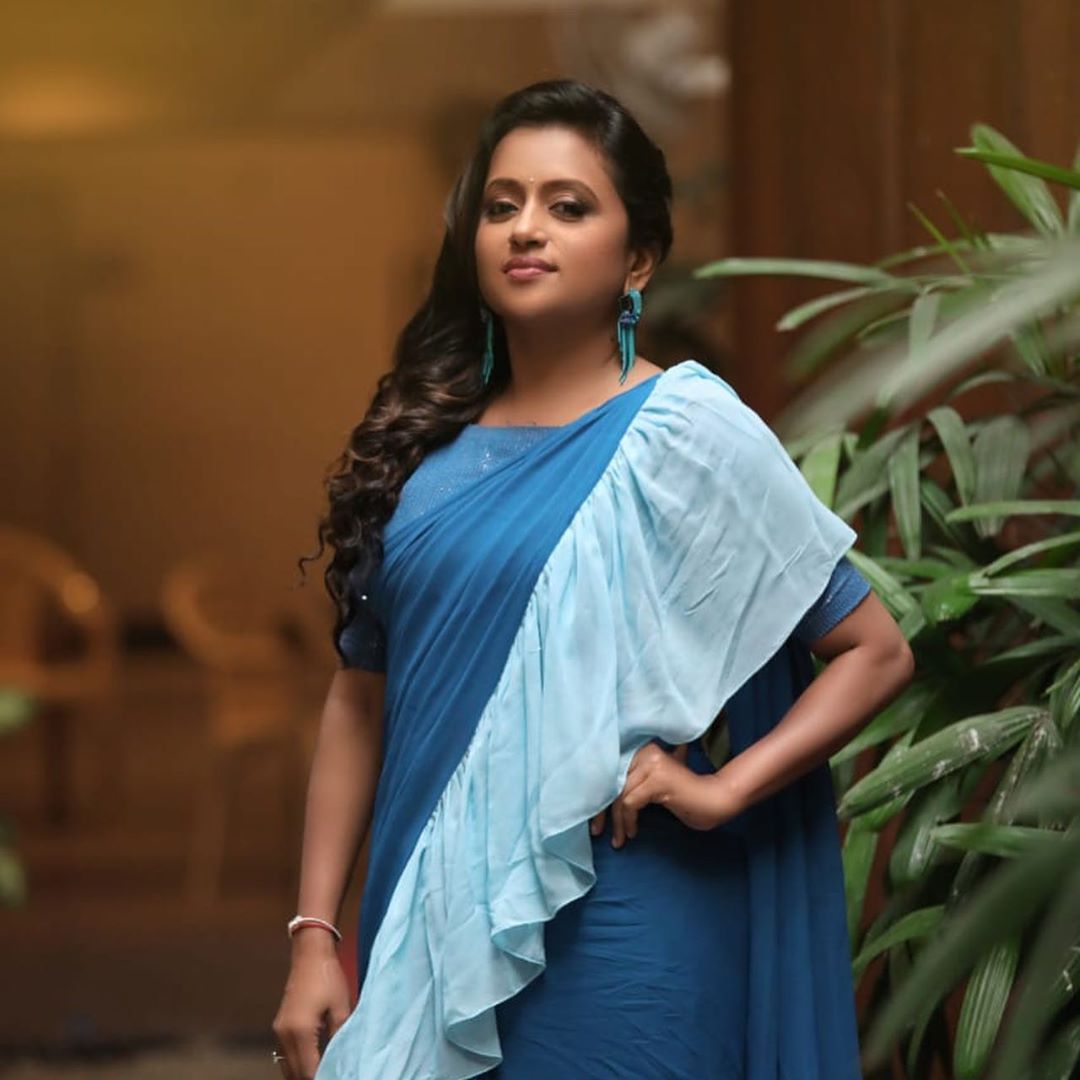 TV Anchor Suma Kanakala Rare Unseen Photos