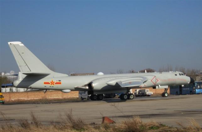 xian+H-6K+abcdefghkmu+Chinese+People's+Liberation+Army+Air+Force+Tupolev+Tu-16+Badger+antiship+missile+pgm+ls-6+lt-2+3+(1).jpg