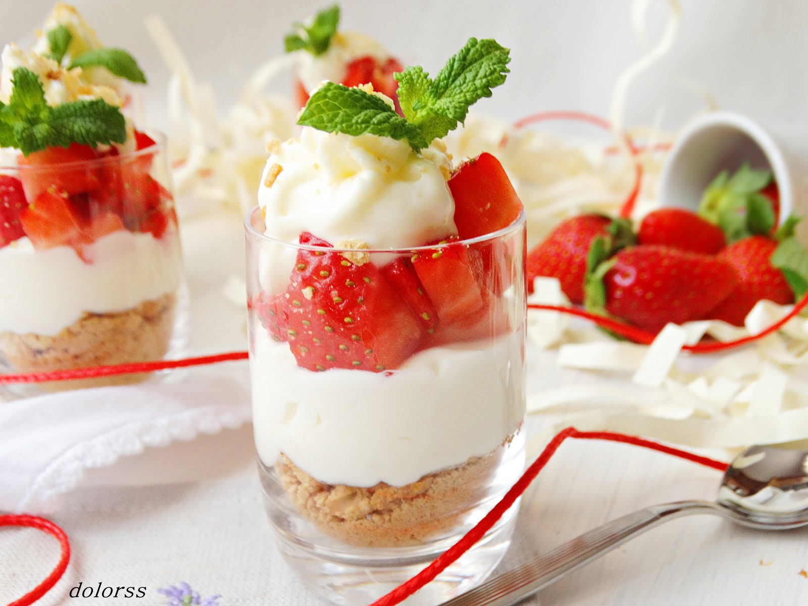 Blog de cuina de la dolorss Postre de crema de queso con fresas