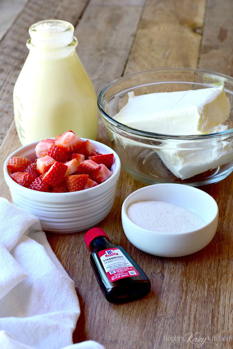 This Keto Strawberry Cheesecake Dip recipe satisfies those cheesecake cravings without the pesky guilt. Spead it on keto muffins, bagels, pancakes, and more!! #keto #dessert #dip #spread #strawberry #lowcarb #lchf #recipe | bobbiskozykitchen.com
