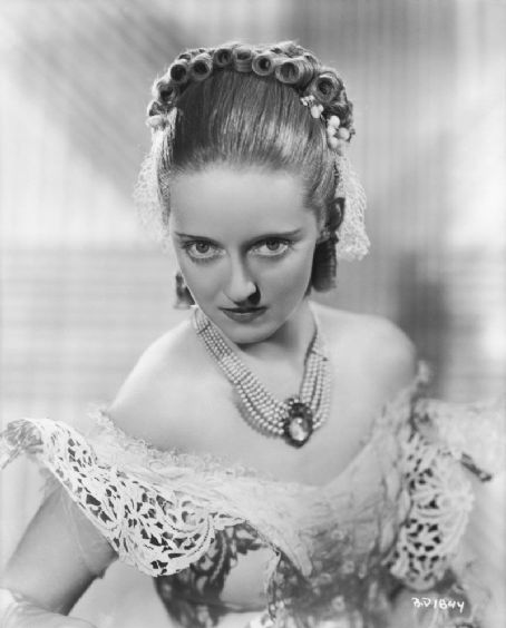 Noir and Chick Flicks: Spend The Day With: Bette Davis.