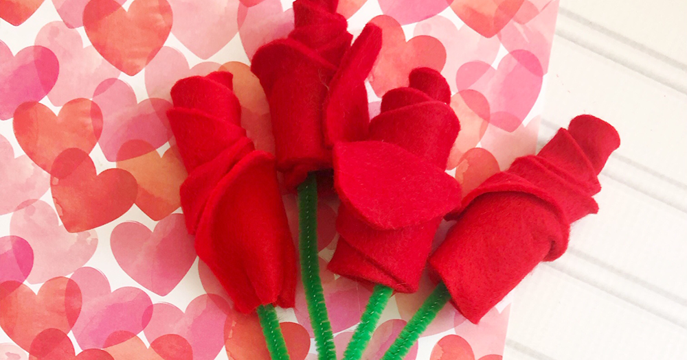 Felt Roses Flower Craft - Messy Little Monster