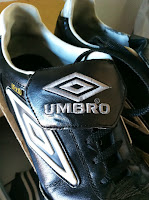 umbro futsal shoes