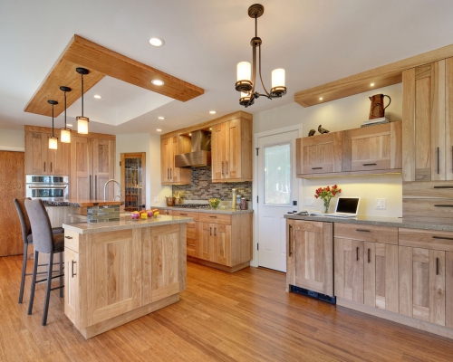 Hướng dẫn chọn sàn gỗ tự nhiên cho phòng bếp hiệu quả tốt