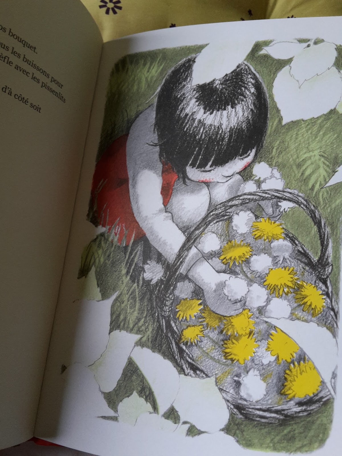 Sous le feuillage Une maison dans les buissons