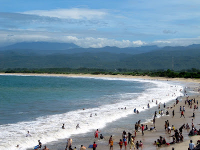 tempat wisata di Garuut Pantai Santolo