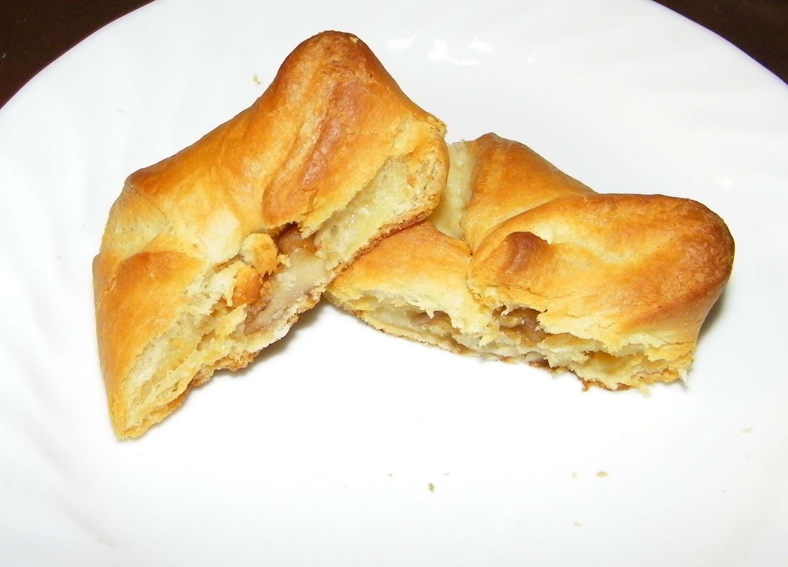 Costco Cuisine Crescent Roll Pockets With Walnuts And Smoked Cheddar