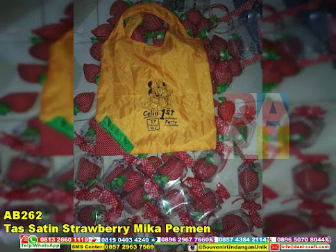 jual Tas Satin Strawberry Mika Permen