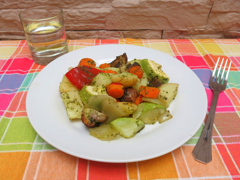 Tomillo, laurel y otras cosas de comer.: VERDURAS Y PAPAS AL HORNO
