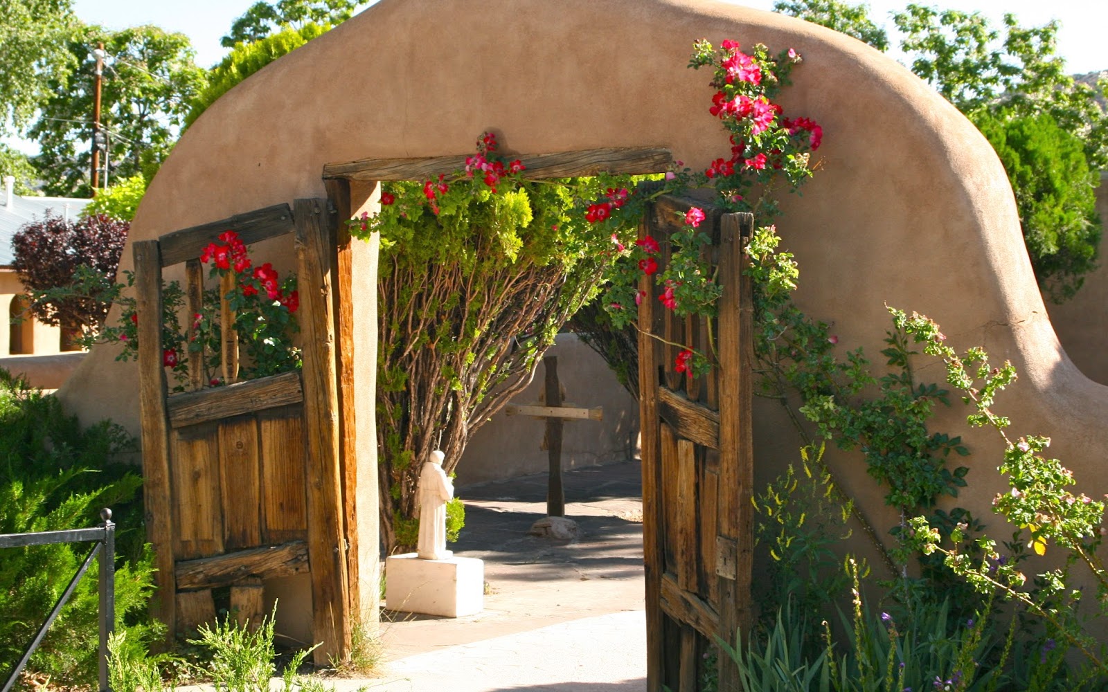There's a Hippy in the Kitchen Rancho de Chimayo Cocktail