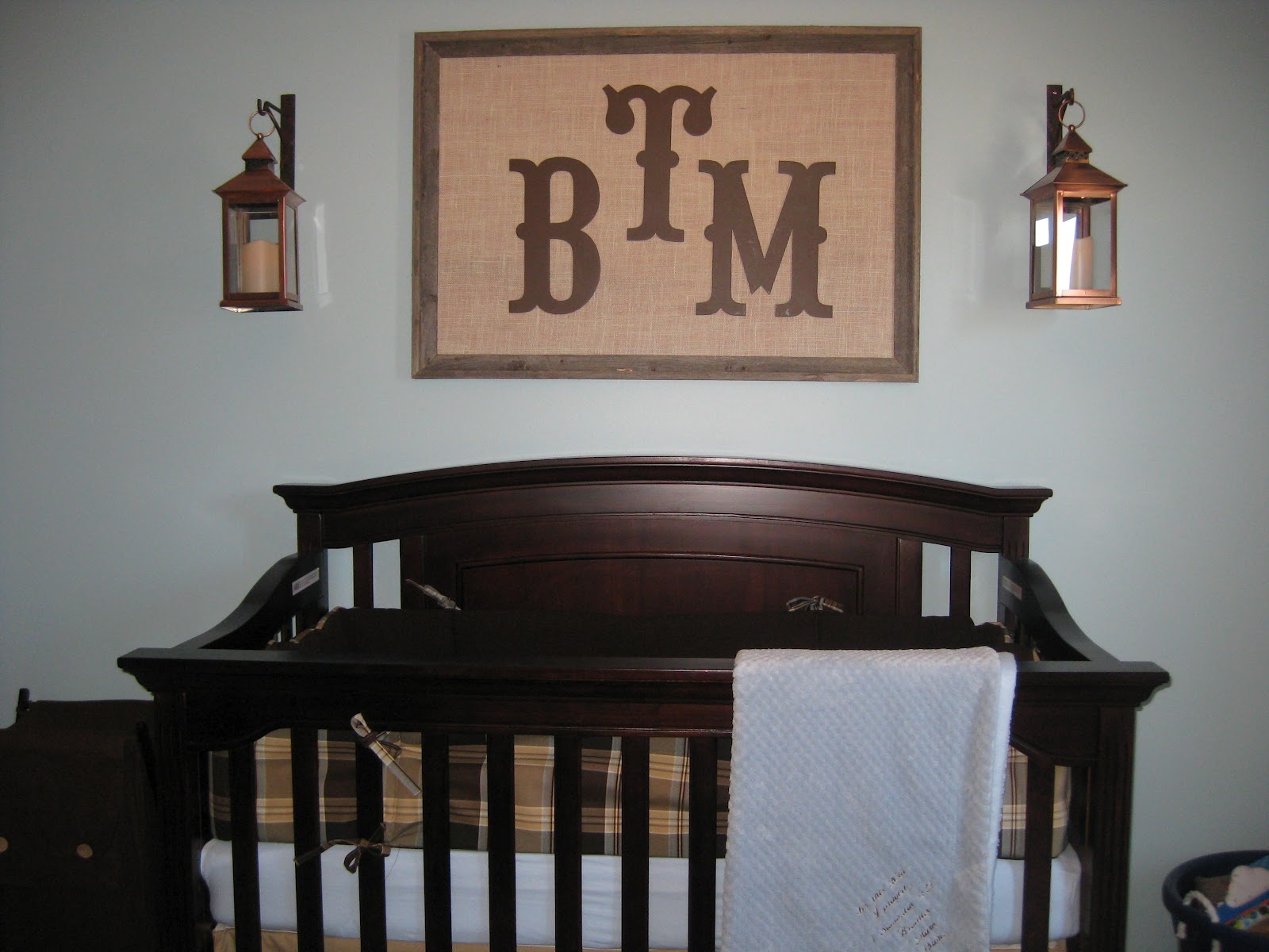 Watch the Thames' Run Brantley's "All Boy" Nursery