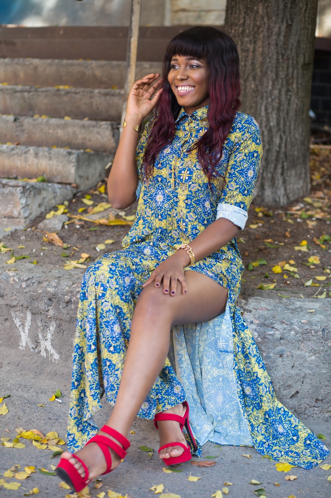 How To Pose In A Long Dress For Pictures HOW TO POSE IN A HIGH SLIT DRESS / MÉLÒDÝ JACÒB