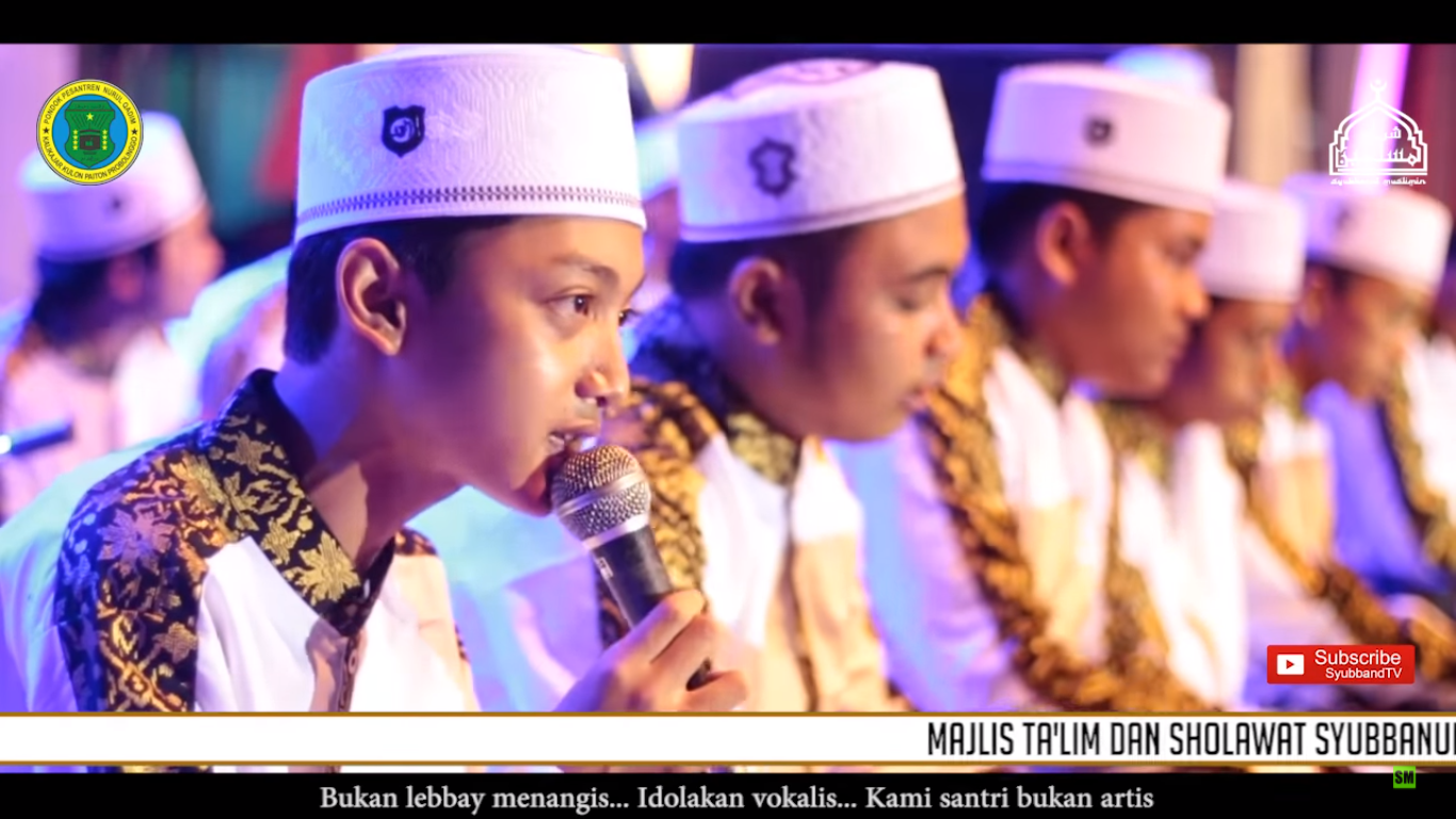 Download MP3 Gus Azmi Santri Bukan Artis (Cover