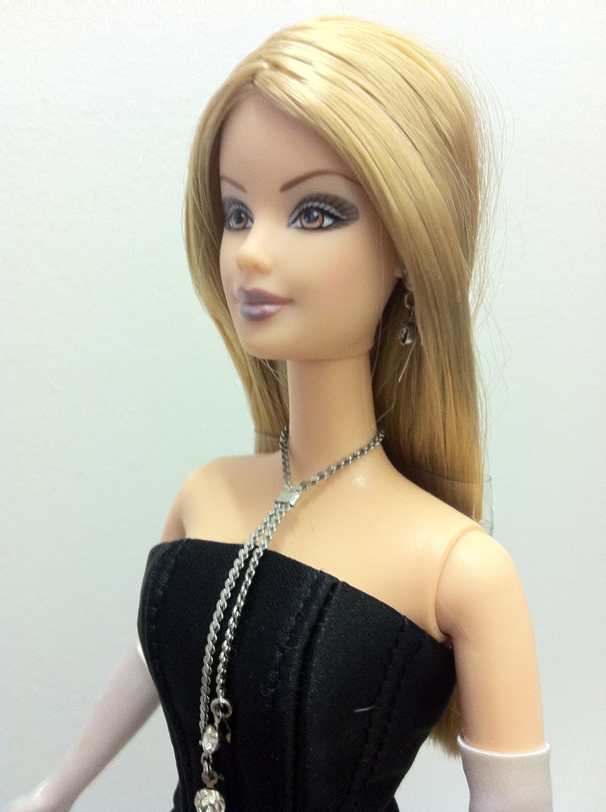 Society girl. Кукла Barbie высший свет общества. Барби Society girl. Модельные куклы Барби. Элитные куклы Барби.