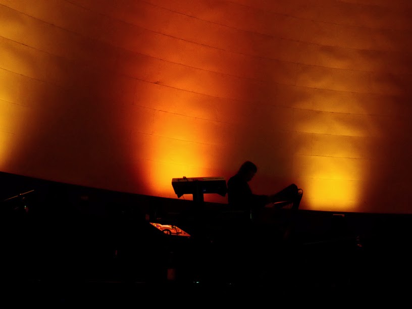 Bernd Kistenmacher live @ Zeiss-Planetarium Jena 2015 / photo S. Mazars