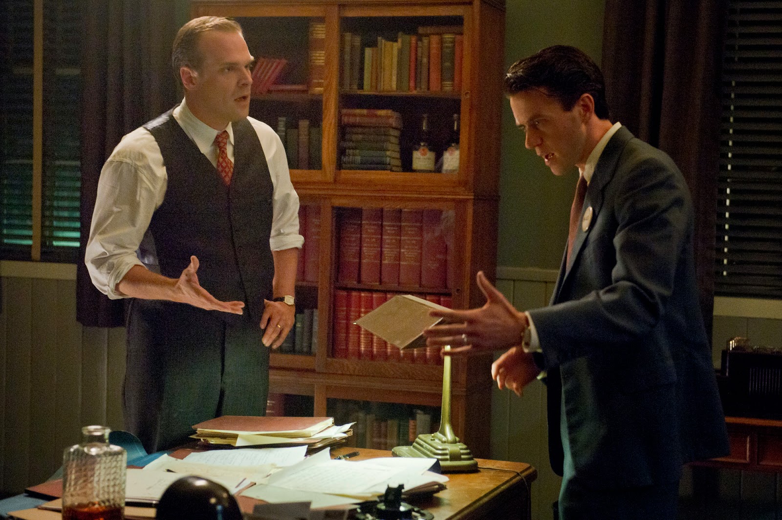 Rick's Cafe [38] Serial "Manhattan" (2014)