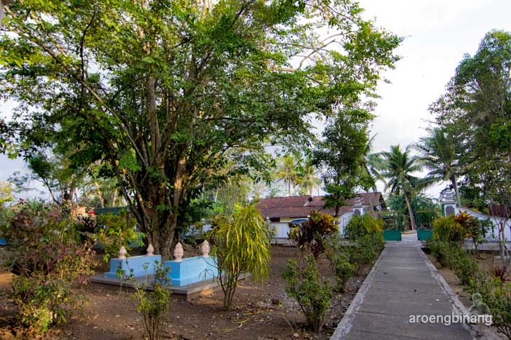 makam aroeng binang kebejen kebumen