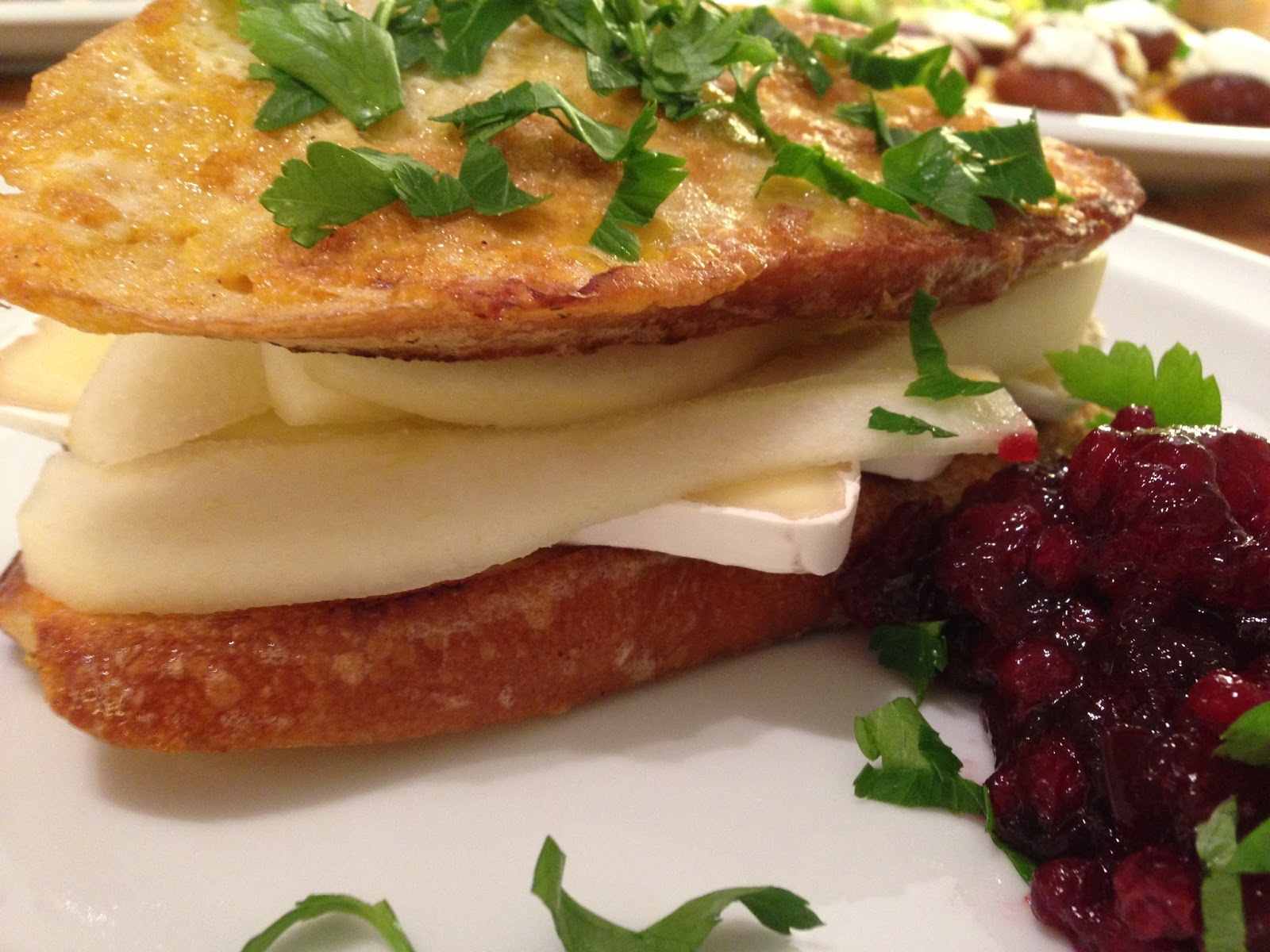 Maexies Bistro: Birnen-Camembert-Sandwich