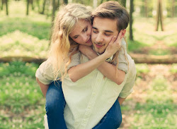 cute hugs sweet hugging couple hug engagement cry emotional captions quotes tight girlfriend shayari touching each makes heart sad gf