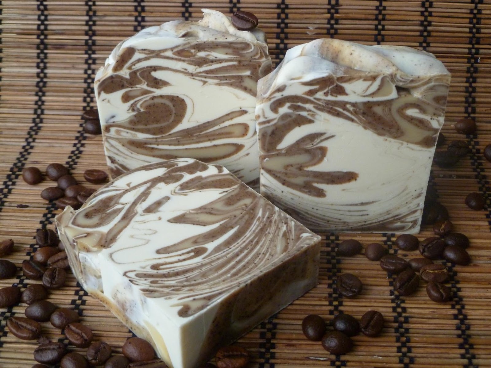 кофейне мыло ручной работы. Coffee soap. Coffee soap. свирлы в мыле кофе.