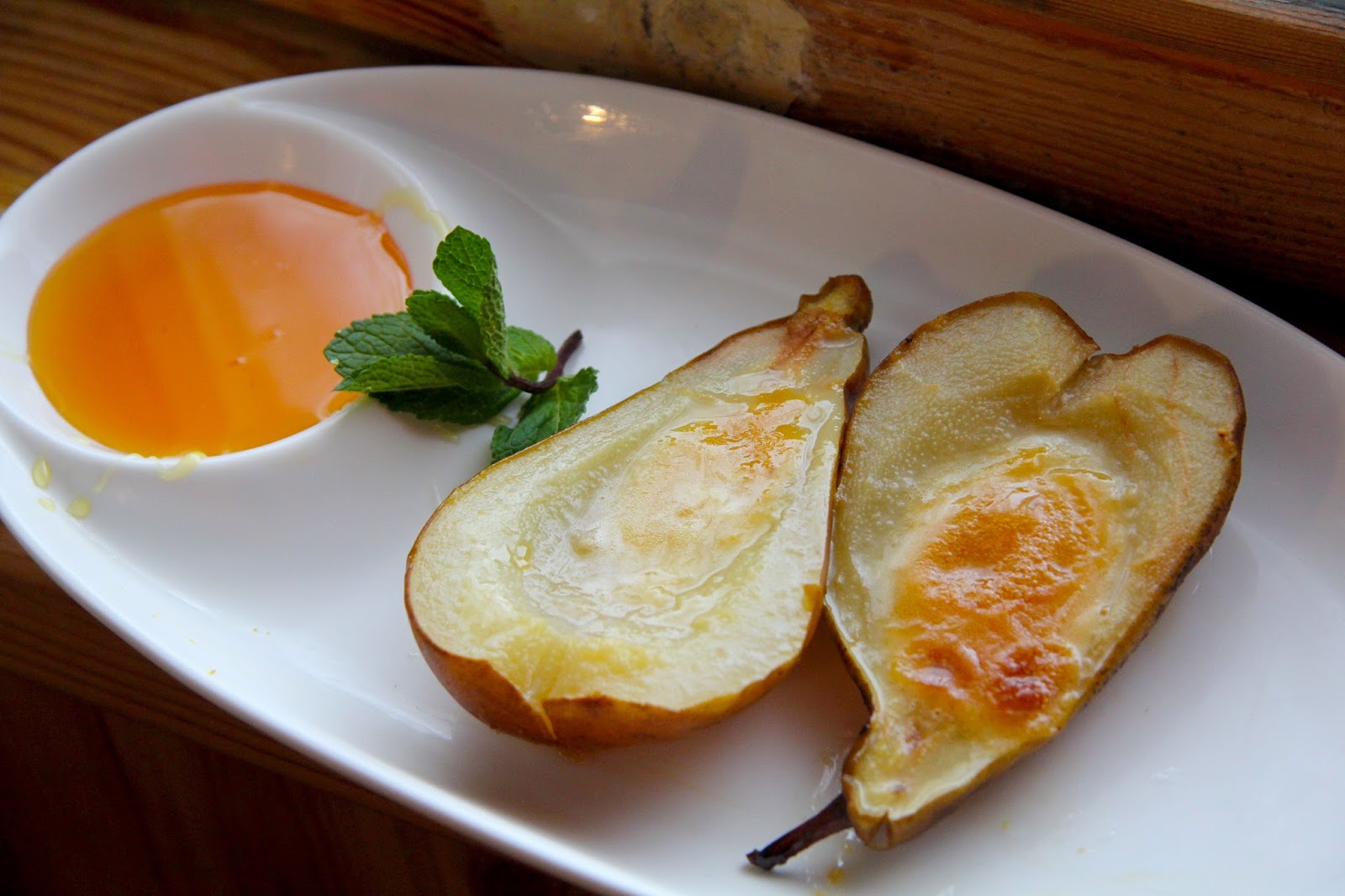 Stuffed Pears Recipe with Goat’s Cheese, Walnut and Honey - Viva Pear recipes, G