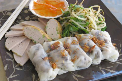 Banh Cuon – A Lasting Delicate and Comfort Roll | Vietnam Information ...