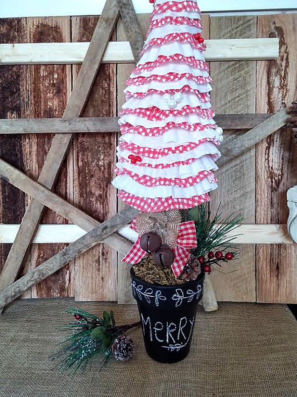 Cupcake Liner and Coffee Filter Christmas tree Craft DIY Beautify