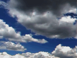 Las nubes dibujan a los dioses en un continuo cambio rodeados de mundo e historias