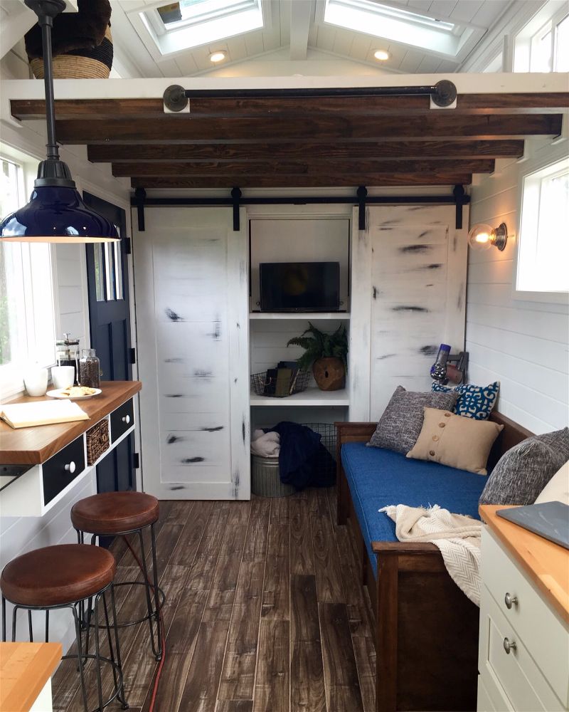 TINY HOUSE TOWN The Texas Tiny Home (210 Sq Ft)