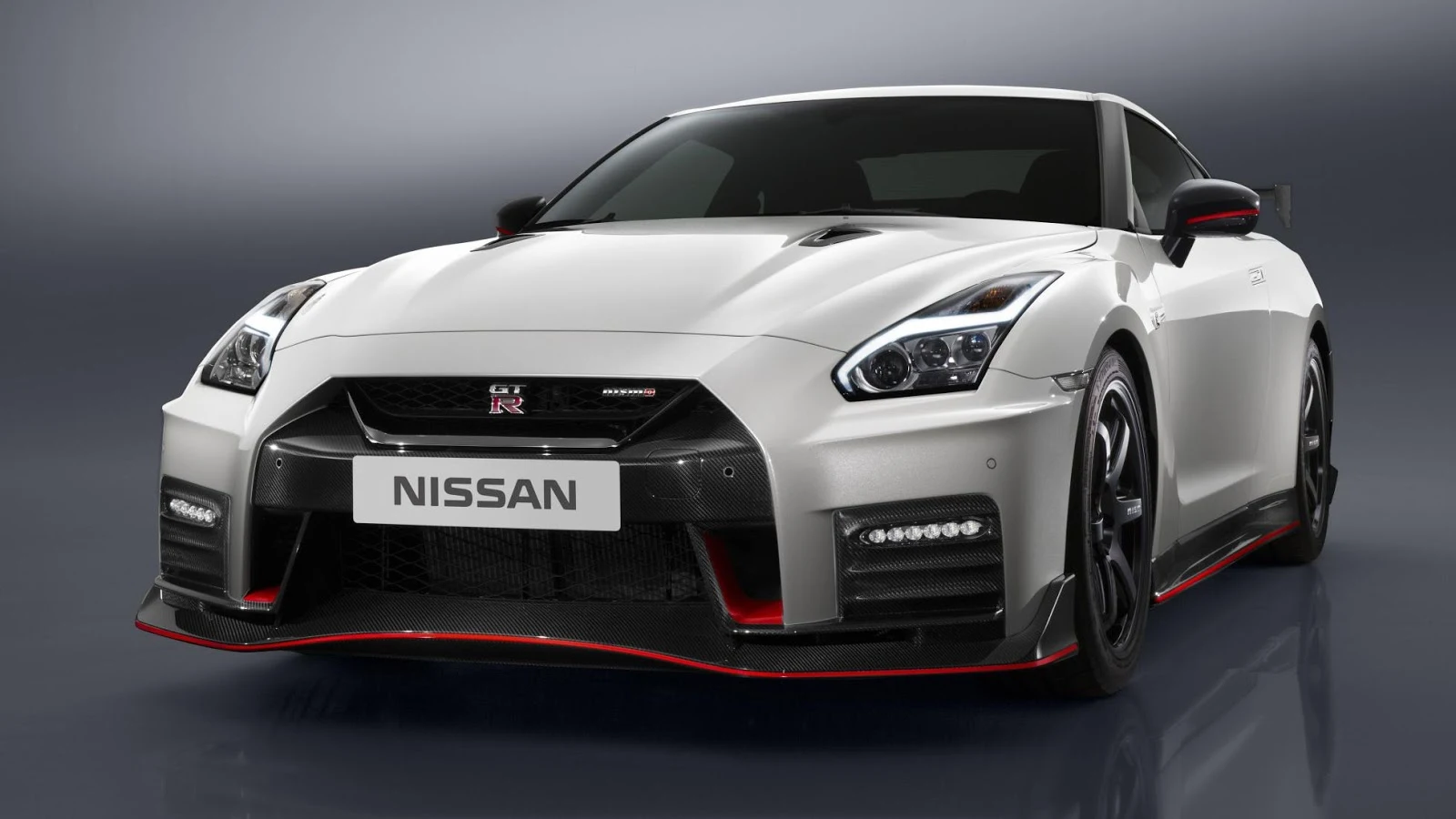 Bản cao cấp nhất của Nissan GT-R là Nismo chính thức trở lại 