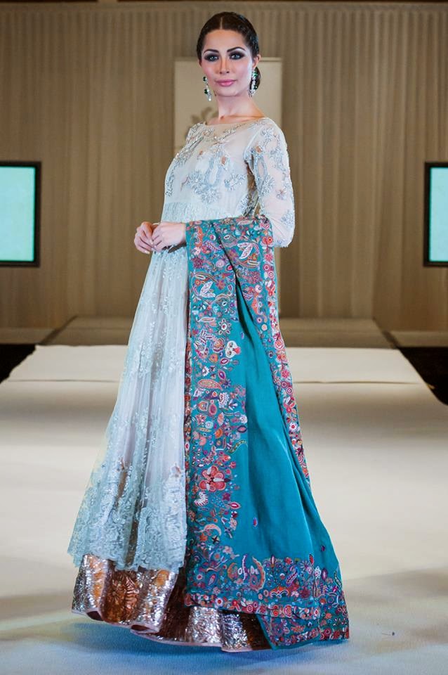 Fashion Wear Blog!: Nida Azwer Kothari Parade Bridal Dress 2014