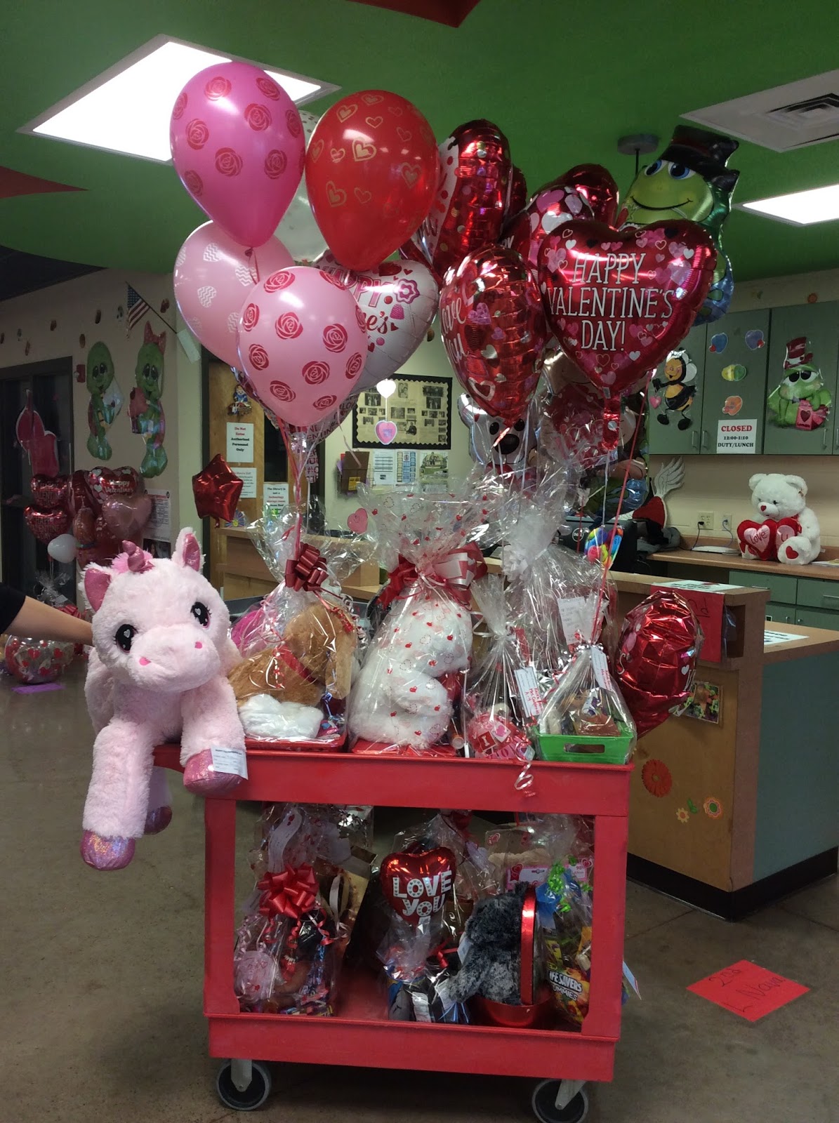 Eagle Pass ISD - iVision: Mustangs Celebrate Valentine's Day
