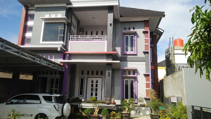 RUMAH MINIMALIS 2 LANTAI DENGAN TANAMAN HIAS DAN BONSAI