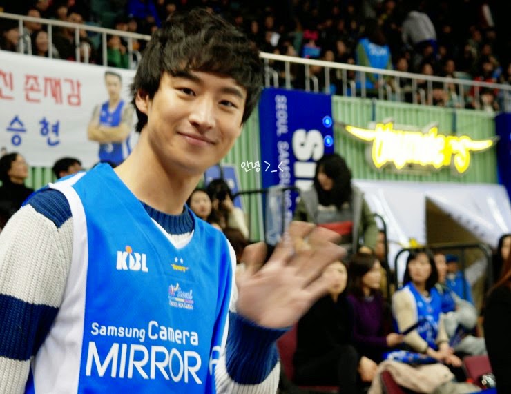 오늘 31번째 생일을 맞은 이제훈 | 인스티즈