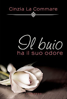 Il Buio Ha Il Suo Odore PDF Il Buio Ha Il Suo Odore PDF