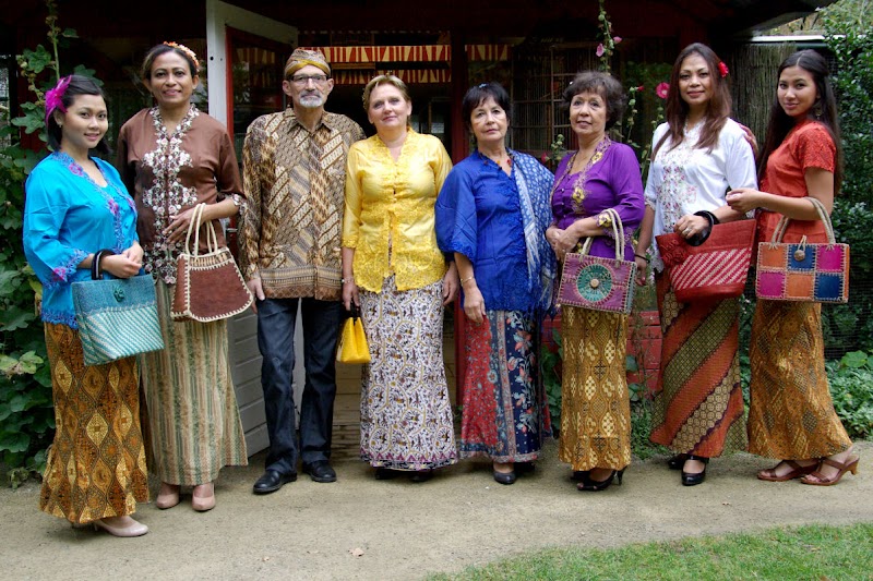 24+ Batik Indonesia Kopen, Batik Yang Cantik!