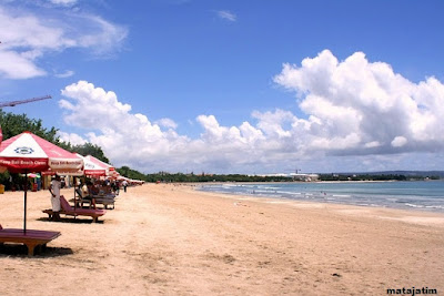 pantai kuta di pulau bali pantai kuta di pulau bali
