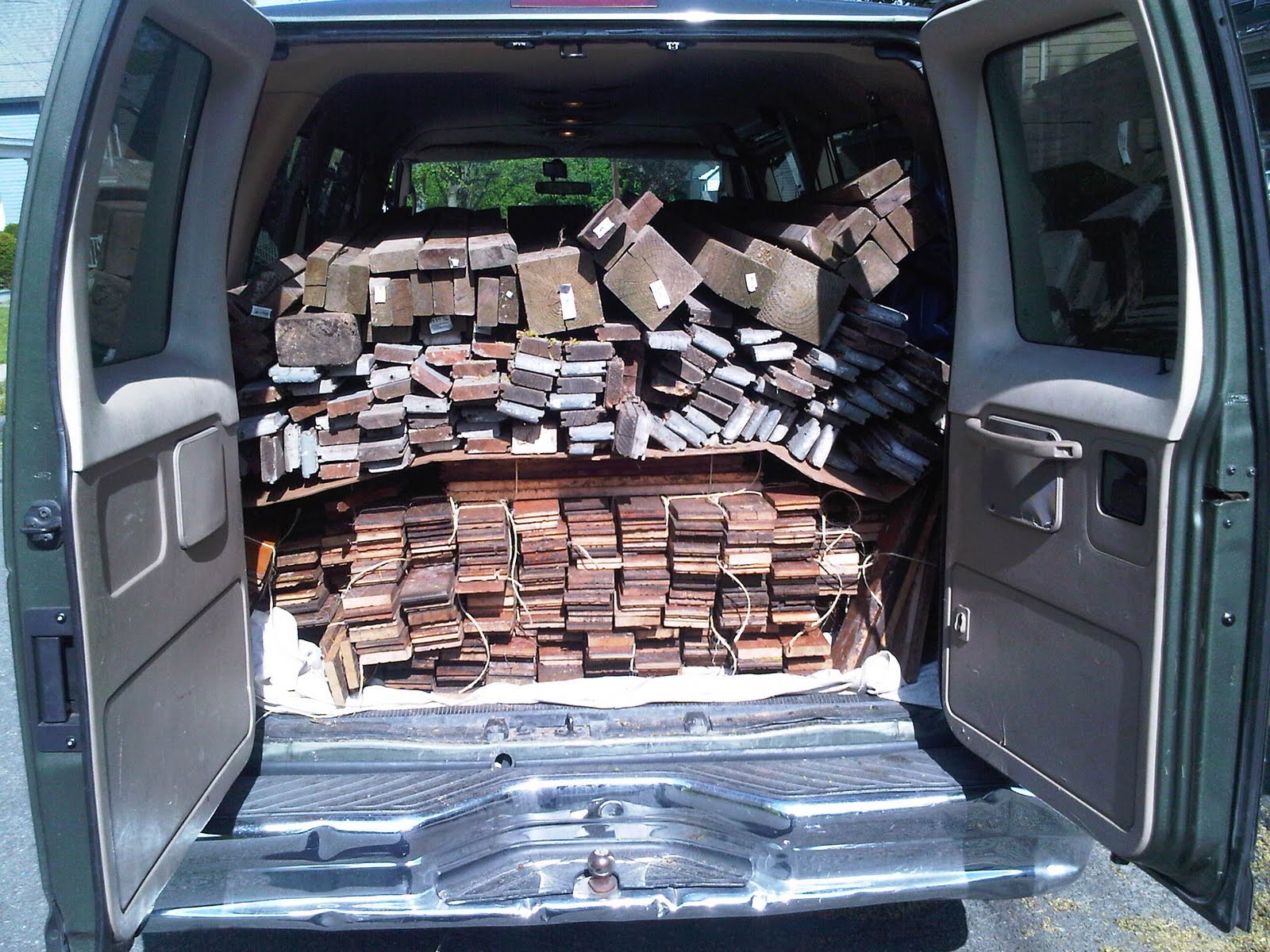 Management Chair Lumber Van!!