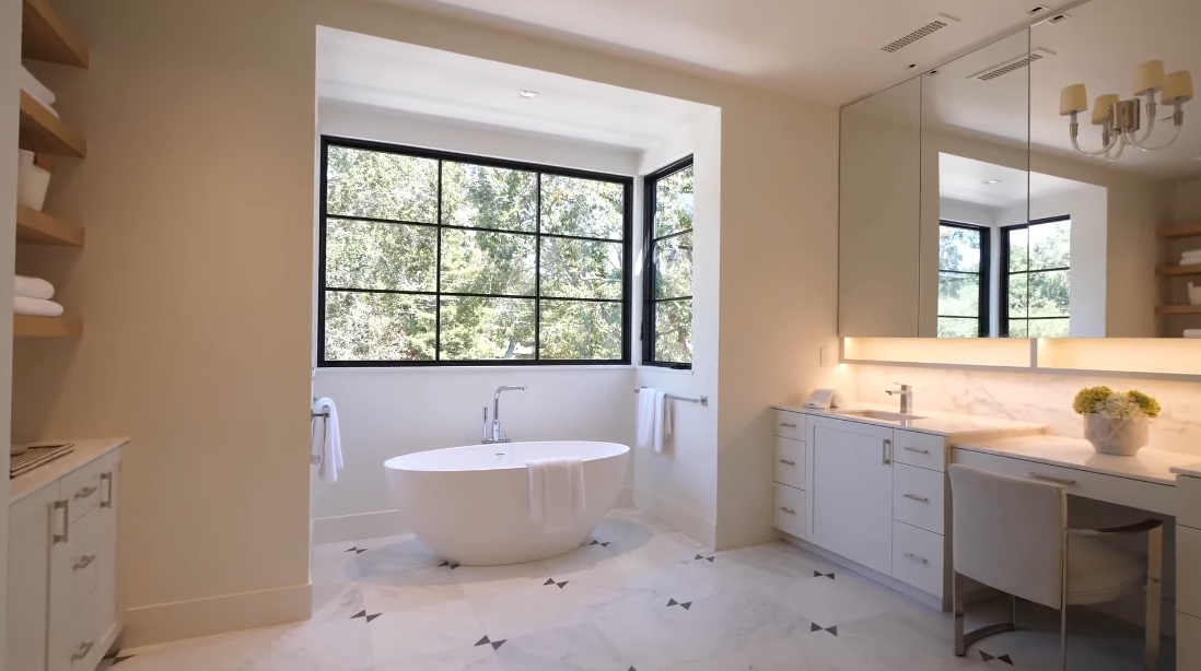 60 Interior Design Photos vs. 44 Mccormick Ln, Atherton, CA Luxury Mansion Tour