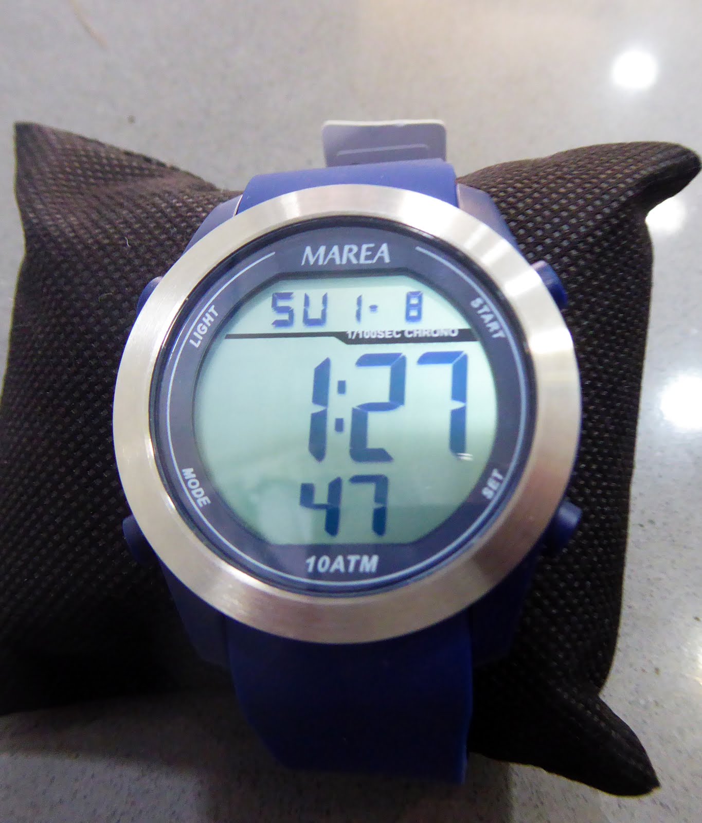 Reloj Marea digital, tamaño grande caja acero y correa de silicona azul